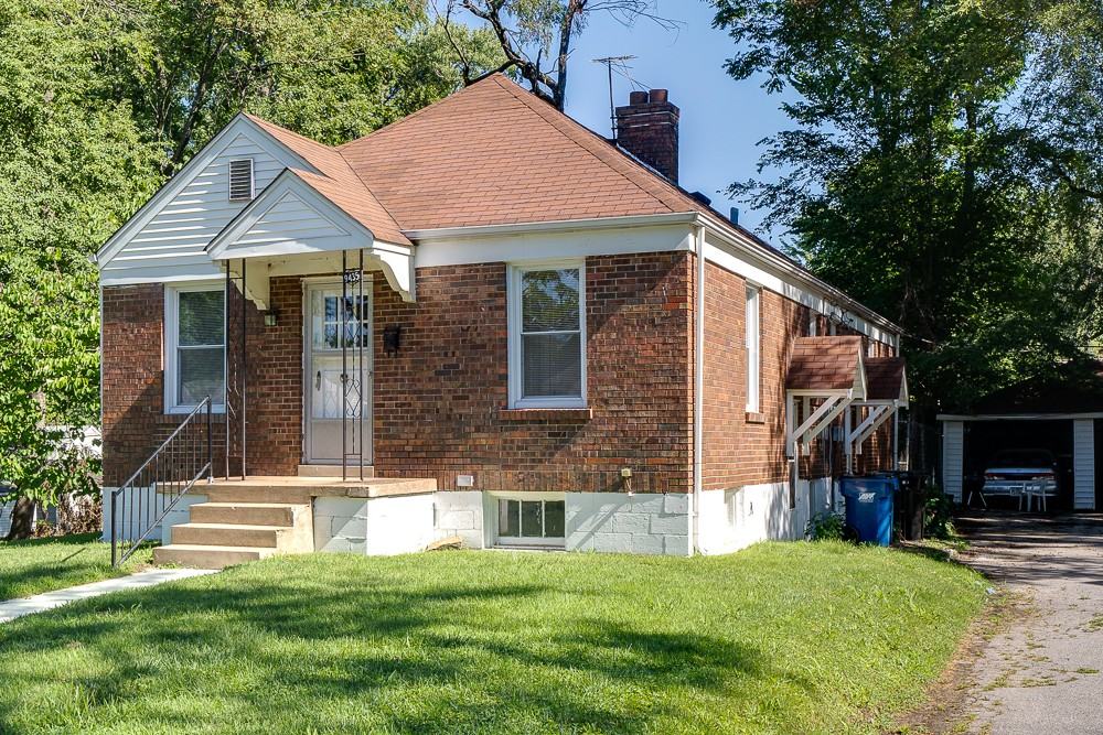 9435 Baatan Dr Apartments 9435 Bataan Drive, Woodson Terrace, MO