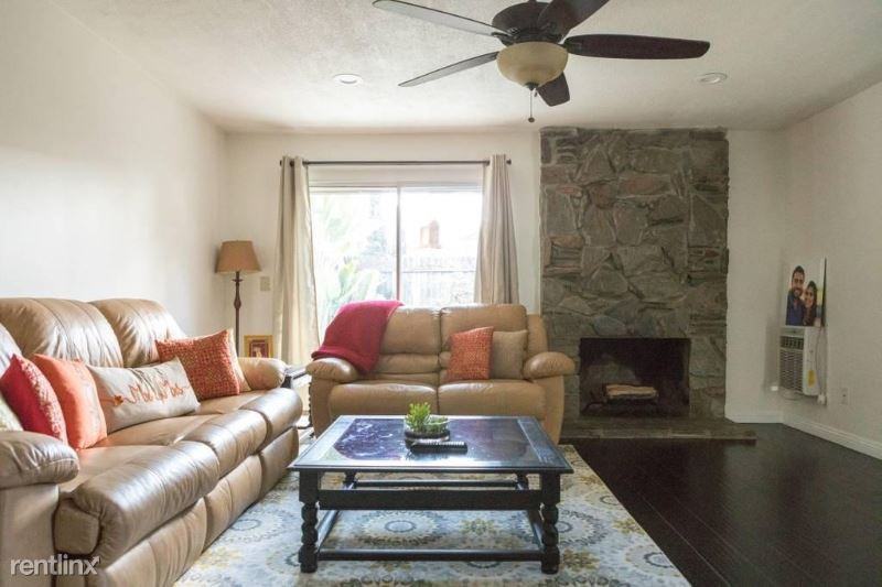 3213 Topaz Ln - Photo 3 of 20