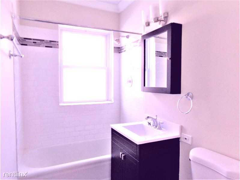 918 Greenbay 2b - Photo 3 of 5