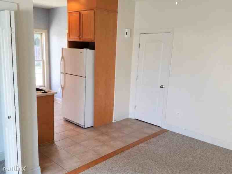 5849 Broadway St 1 - Photo 3 of 16