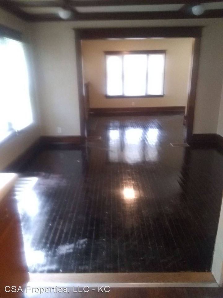 5527 Brooklyn Ave Riv-241 - Photo 3 of 8
