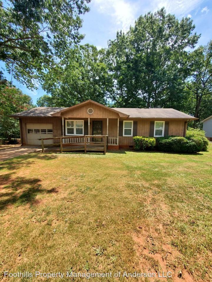 2420 Old Williamston Rd, Anderson, SC 29621 3 Bedroom House for 1,000/month Zumper