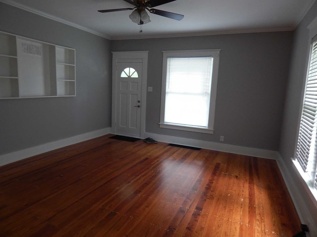 1630 Lafayette Ave - Photo 3 of 10
