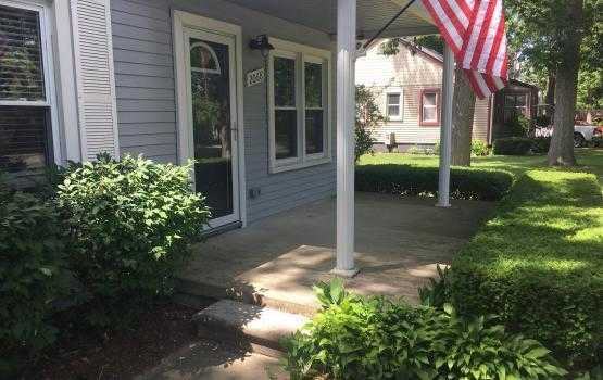 2068 Knollwood St - Photo 2 of 24