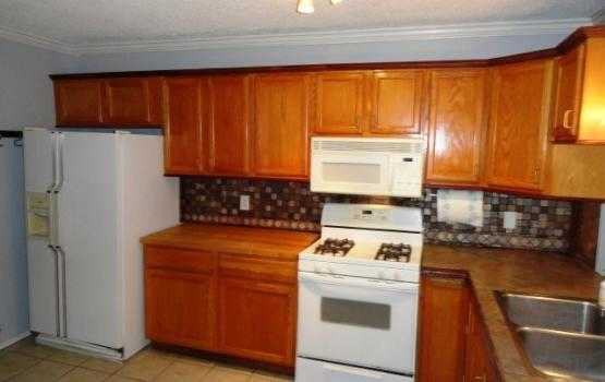 5194 Seymour Rd - Photo 2 of 25