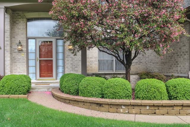 1732 Baybrook Ln - Photo 3 of 25