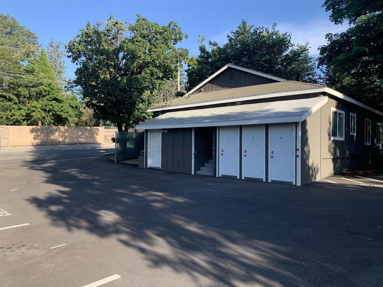 13076 Ridge Rd - Photo 6 of 29