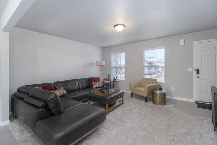 8774 Tiburon Ln - Photo 3 of 21