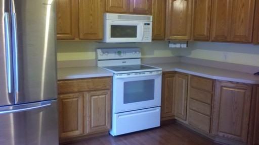 16215 Edgewood Dr - Photo 2 of 6