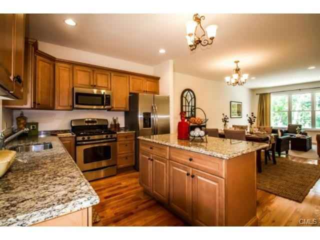 2 Oak Crest Dr #2 - Photo 3 of 10