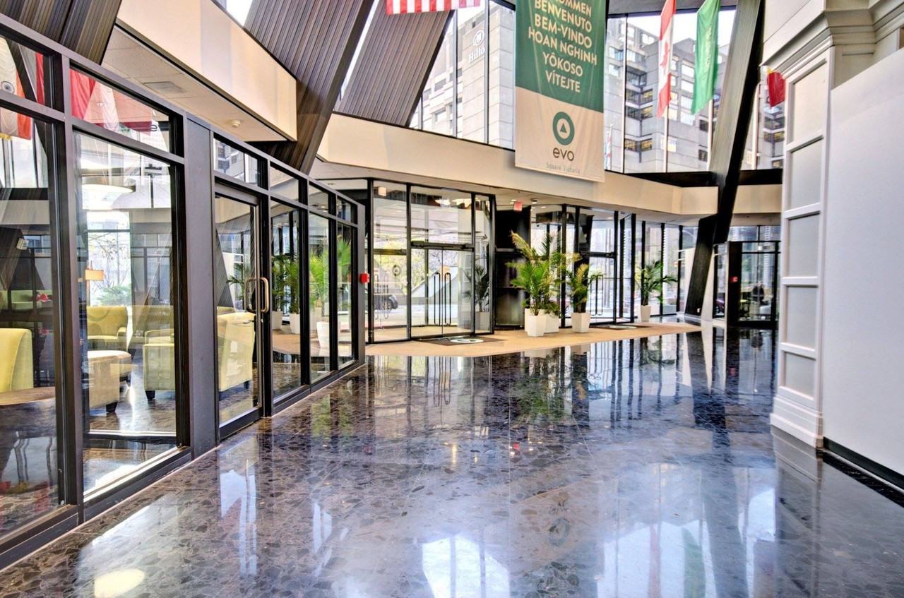 777 Boulevard Robert-Bourassa - Photo 2 of 13