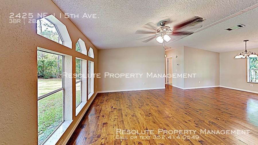 2425 Ne 115th Ave - Photo 2 of 17