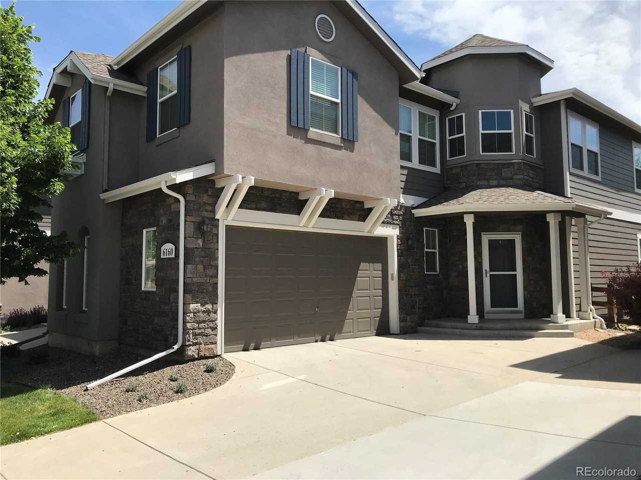 6160 S Paris St - Photo 2 of 27