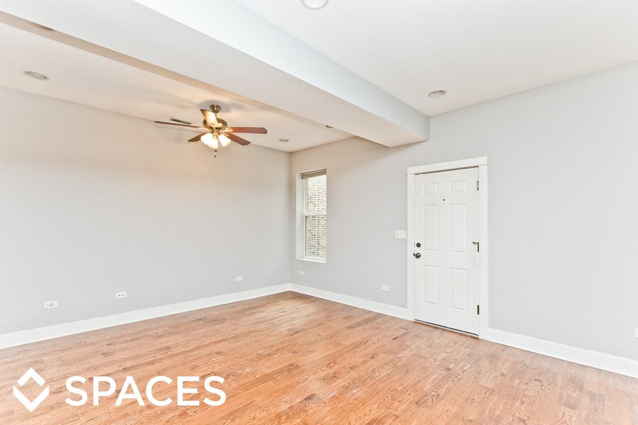 2342 West Augusta - Photo 2 of 8