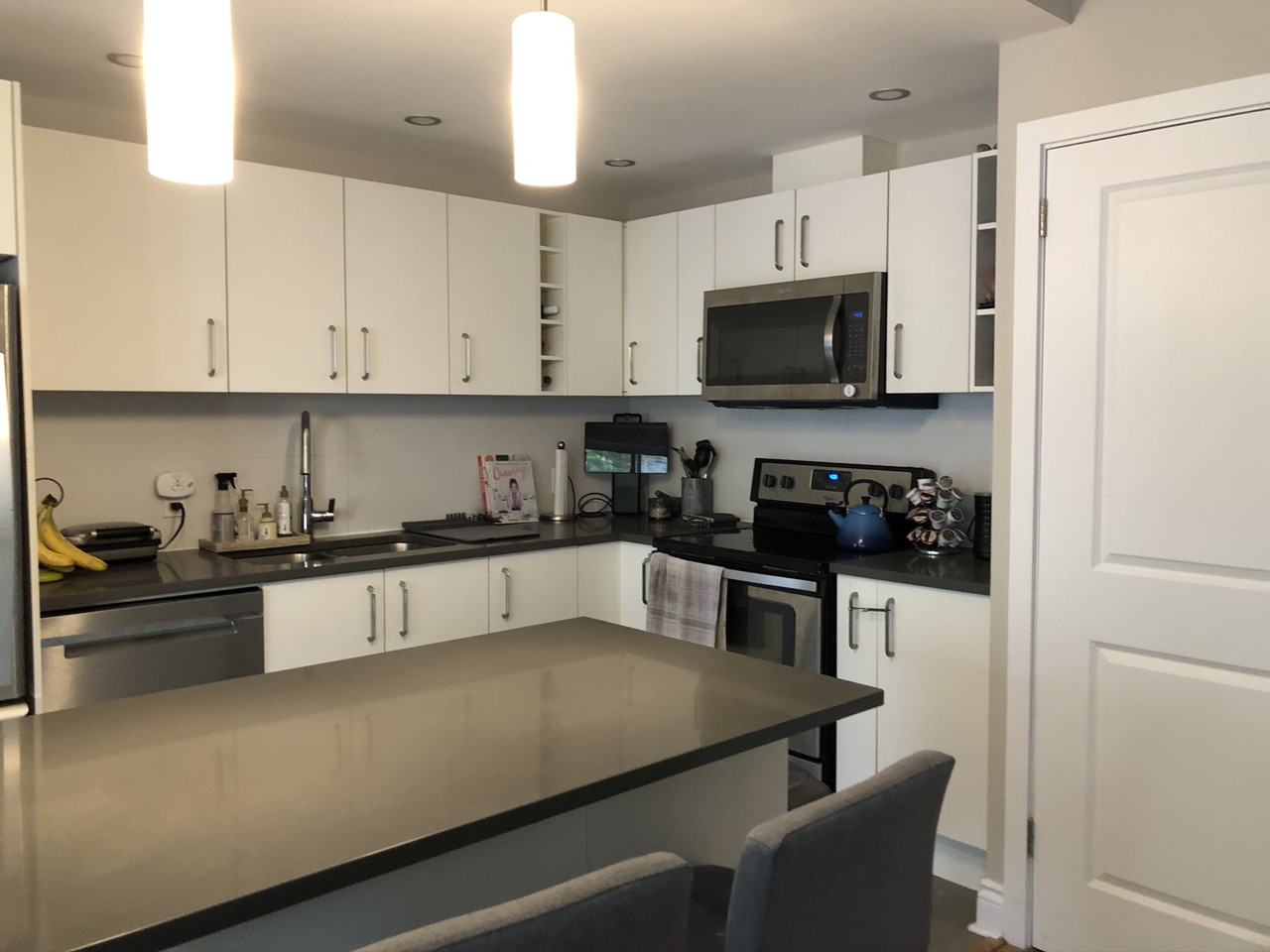 4550 Av Bonavista - Photo 2 of 17