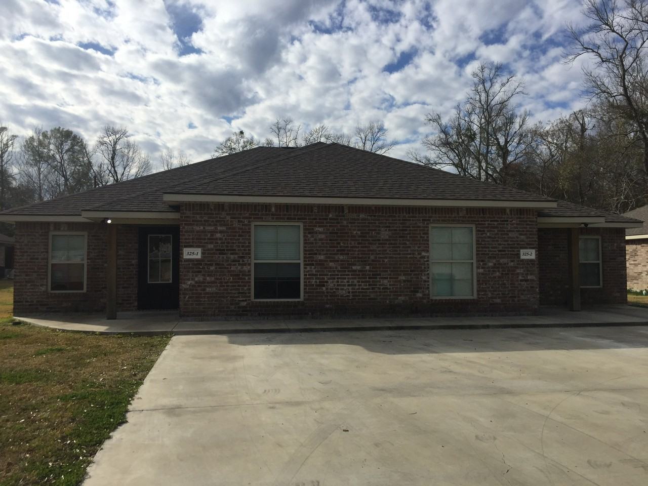 325 Burke Rd #2 - Photo 2 of 9