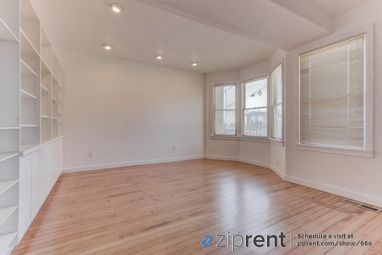 2107 24th St - Photo 2 of 19