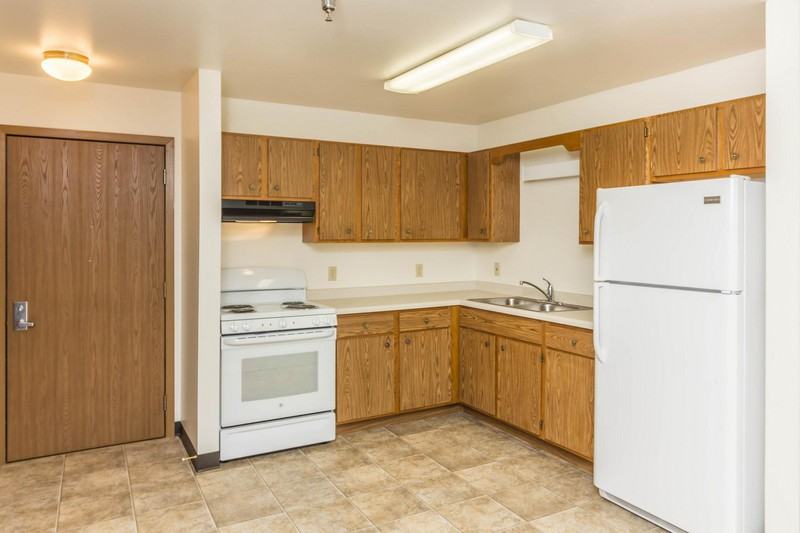 Landover Estates - 62+ Senior Living - Photo 2 of 7