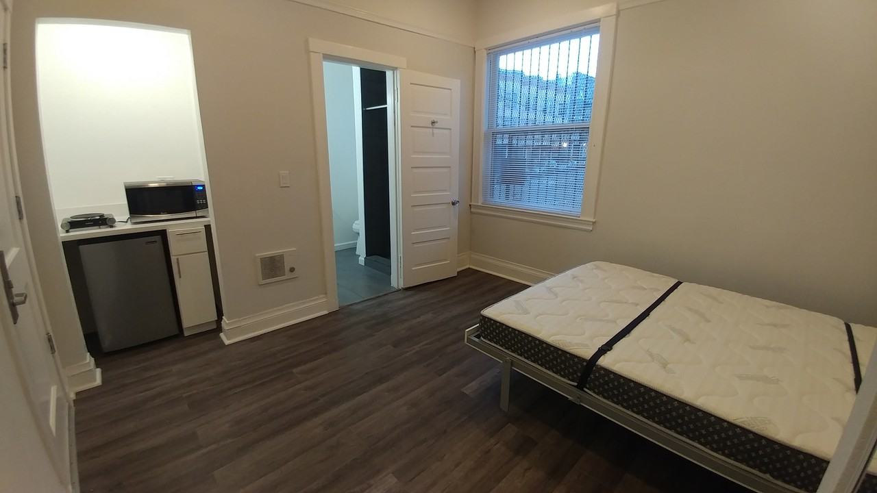 1499 California Street #105 - Photo 2 of 6