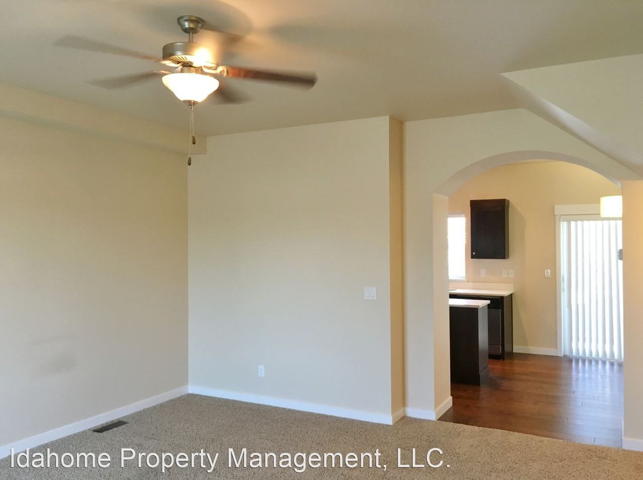 8861 W Pine Valley Ln - Photo 3 of 26