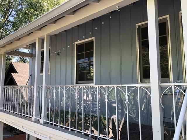 917 Indiana Ave - Photo 3 of 20