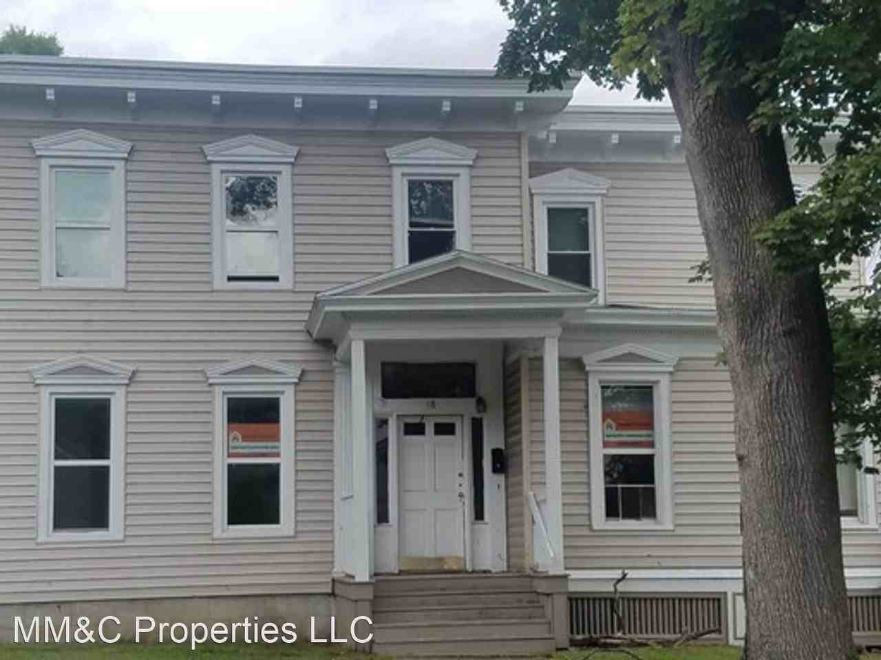 18 W. Court St` - Photo 2 of 25