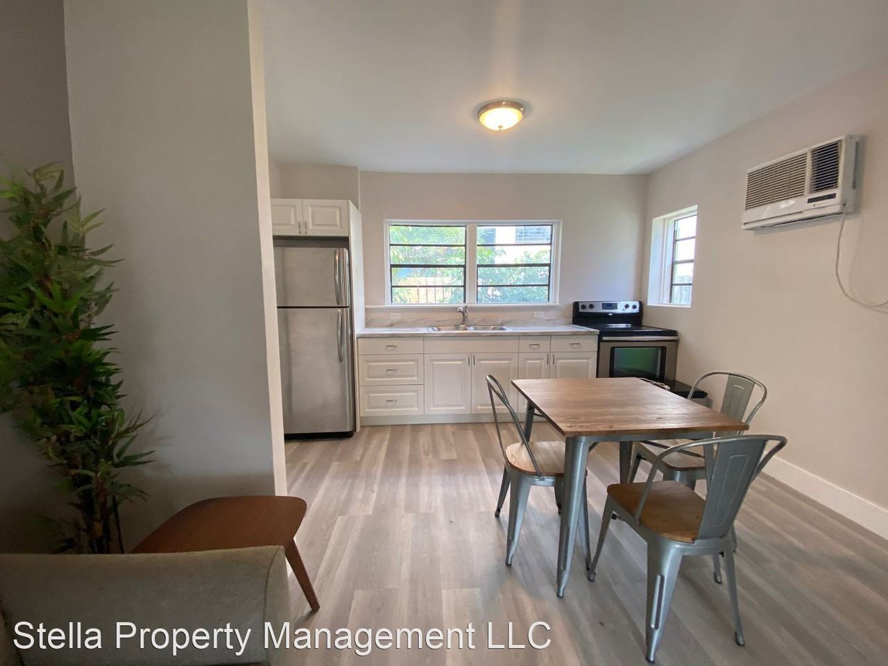 828 NE 17th ave - Photo 2 of 11