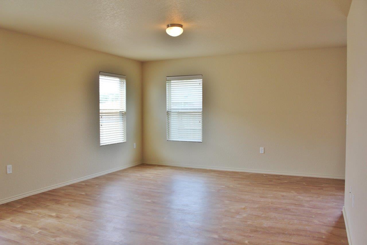 7034 Heathers Way - Photo 2 of 13