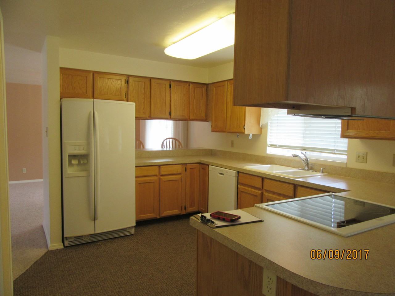 1068 Mountain View Dr - Photo 7 of 14