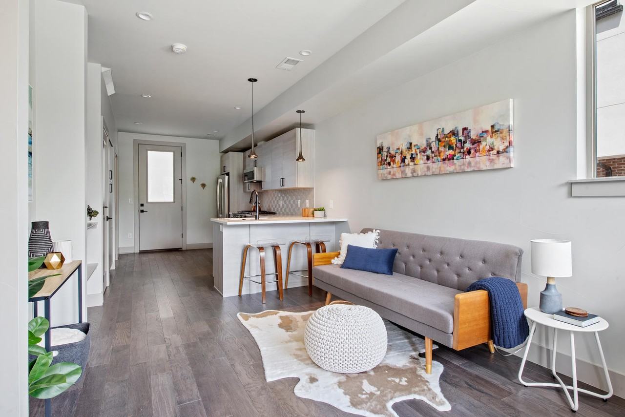 405 Harrison St #3 - Photo 3 of 36