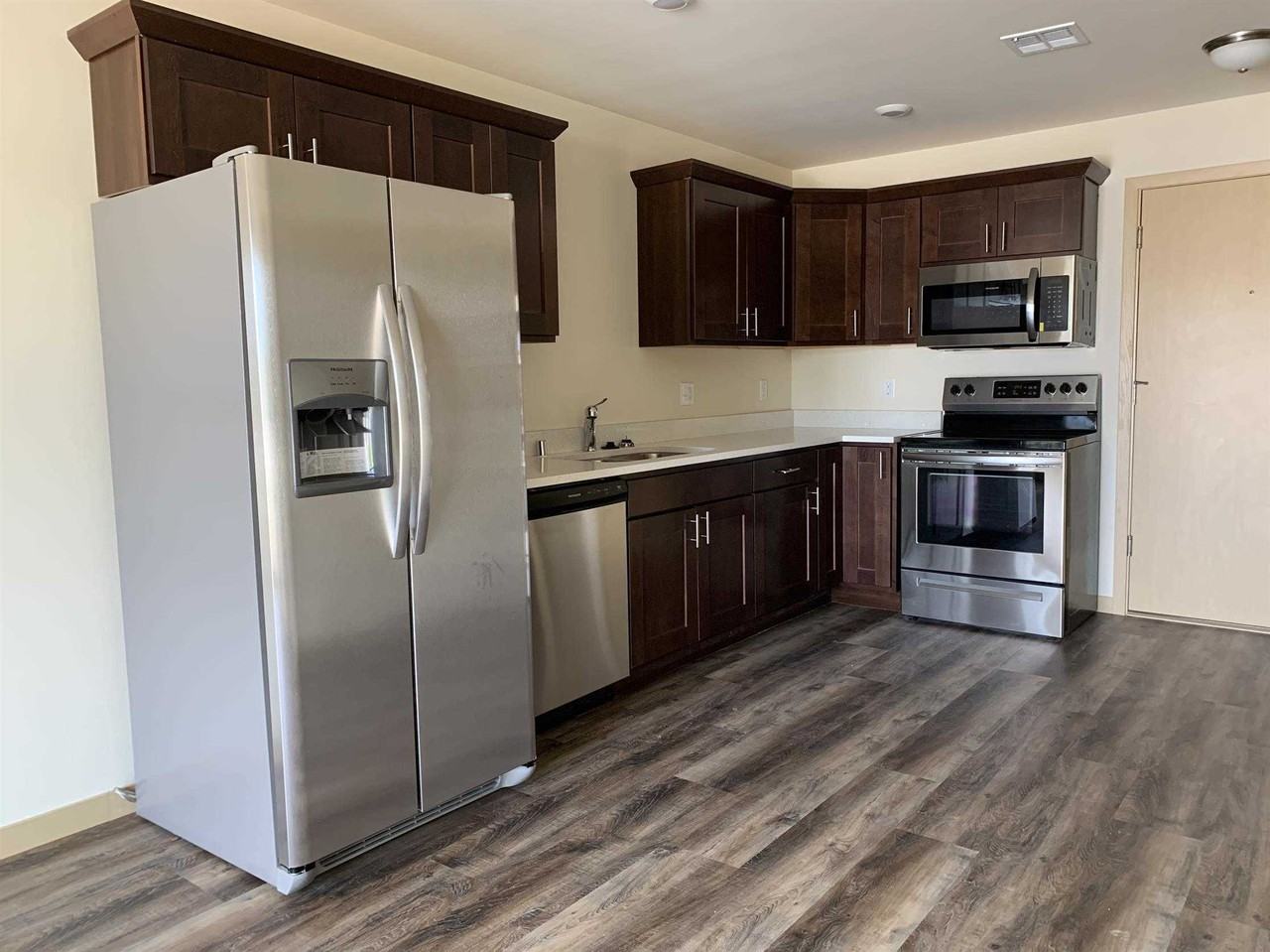 1174 Stonewood Crossing-1 Beds - Photo 2 of 6