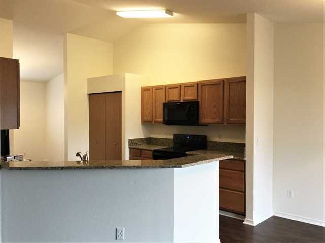 8943 Wakeman Dr Se - Photo 3 of 19