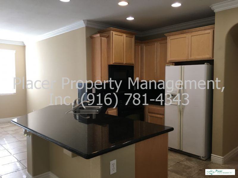 545 Arlingdale Cir - Photo 2 of 10