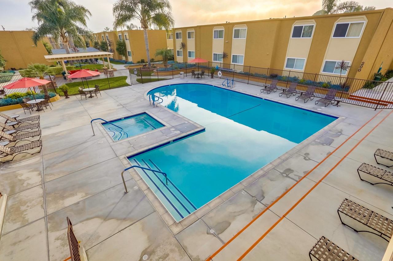 Whiffle Tree Apartments - 6200 Edinger Ave Huntington Beach CA | Zumper