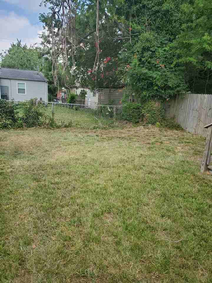 111 Maplewood Street - Photo 2 of 7