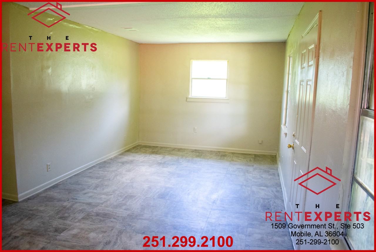 1602 Lawn Street - Photo 3 of 17