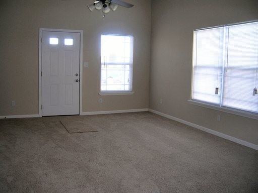 1804-1806 Weatherwood Ave - Photo 2 of 10