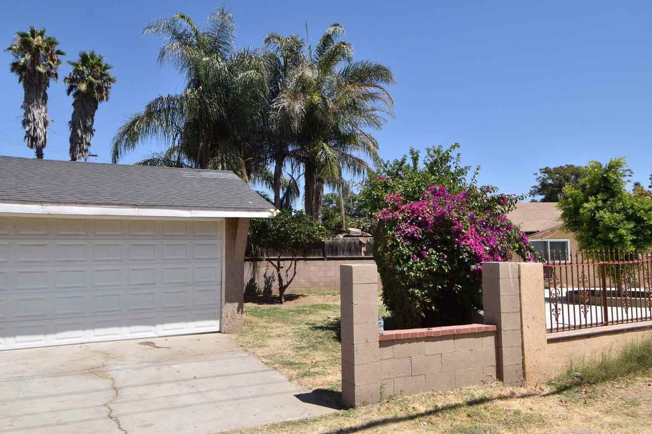 10391 Cypress Ave - Photo 2 of 19