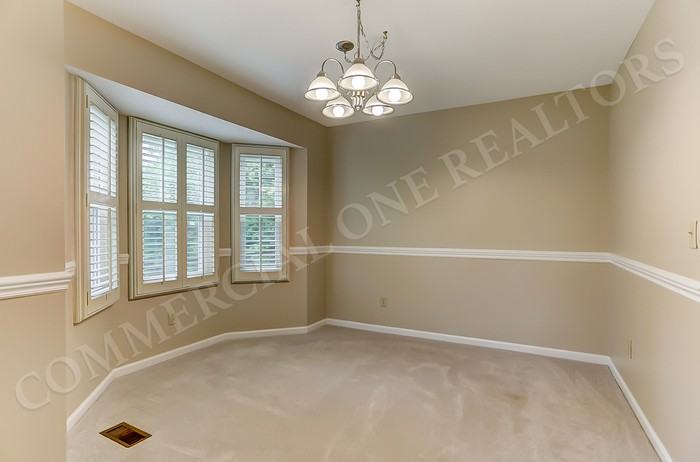 154 Squires Ct - Photo 3 of 15