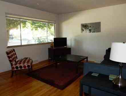 623 Hartford Dr - Photo 2 of 6