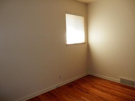 623 Hartford Dr - Photo 3 of 6