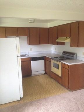 556 W Avery Rd - Photo 3 of 9