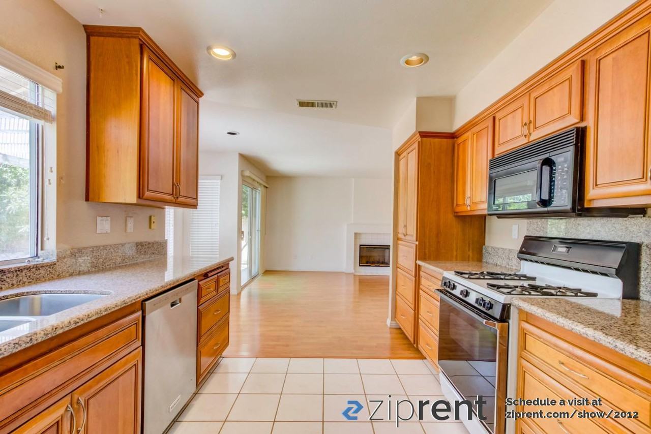 7791 Roan Rd - Photo 3 of 20