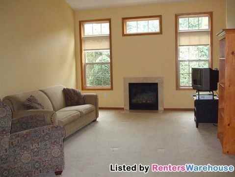 27761 Woodland Dr - Photo 3 of 15