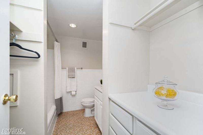 6939 Georgia Ave Nw 104 - Photo 2 of 7