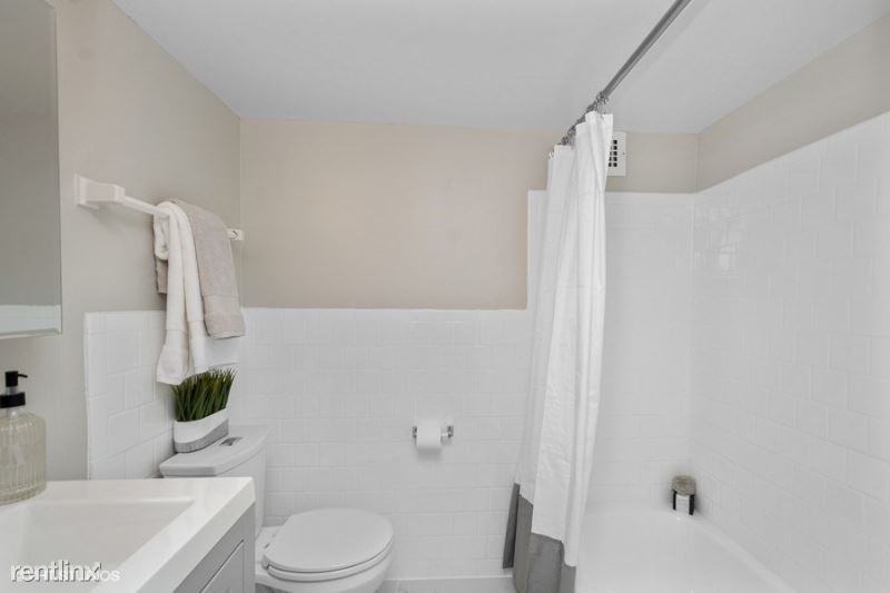 6939 Georgia Ave Nw 104 - Photo 3 of 7