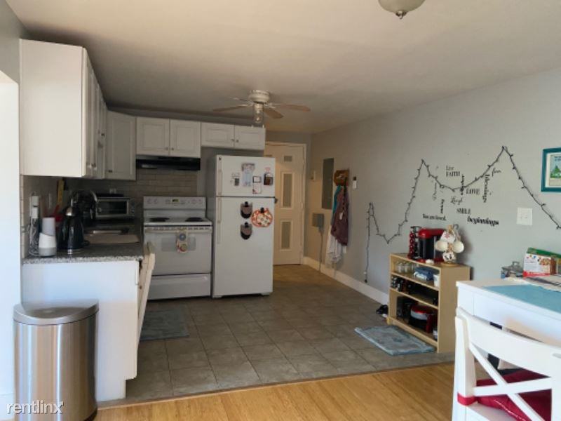 300 Elmira St 15 - Photo 2 of 11