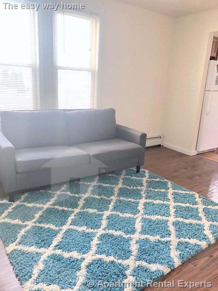 HAMPSHIRE ST #2 - Photo 6 of 18