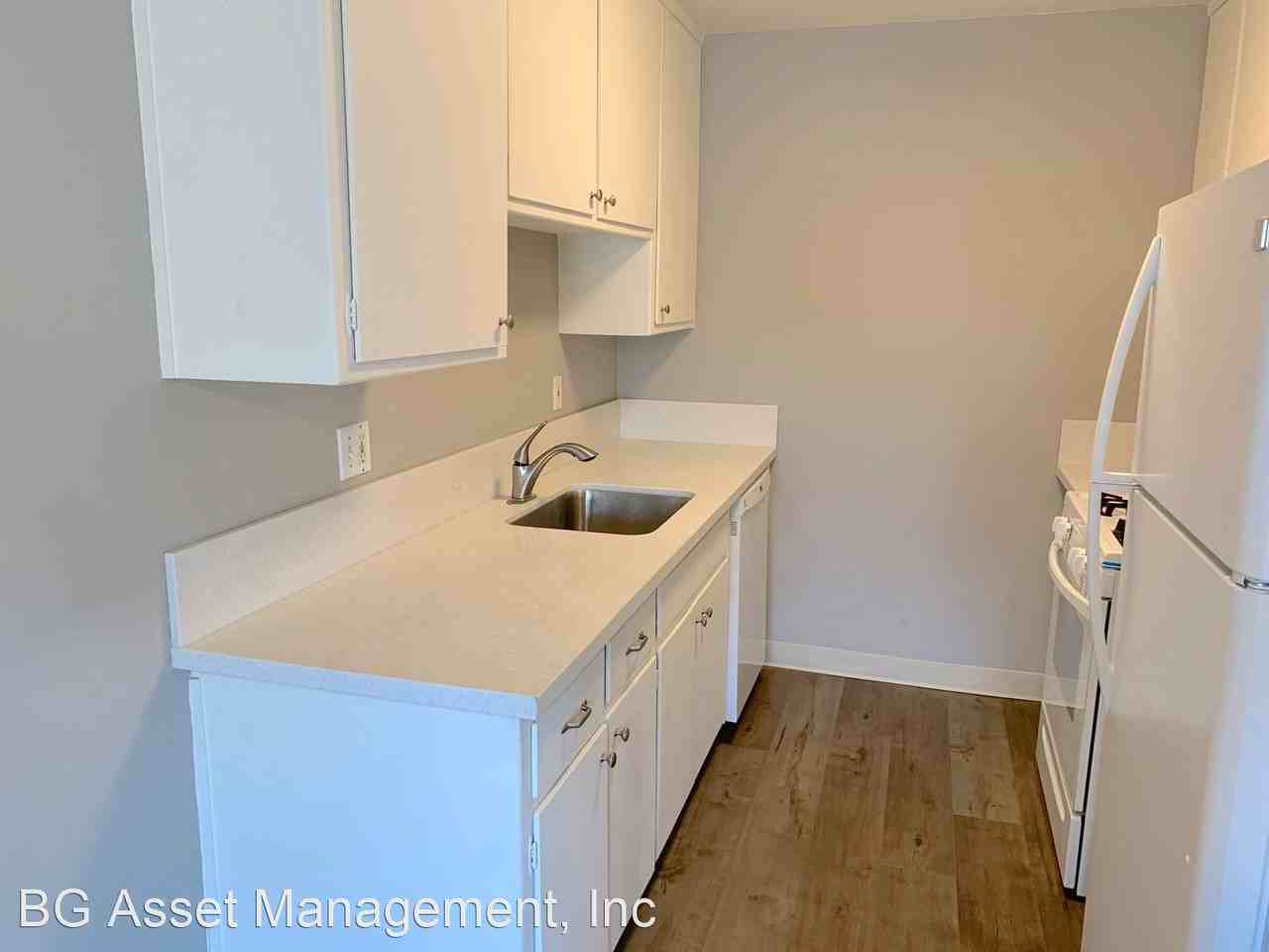4621 Ashdale Court - Photo 3 of 8