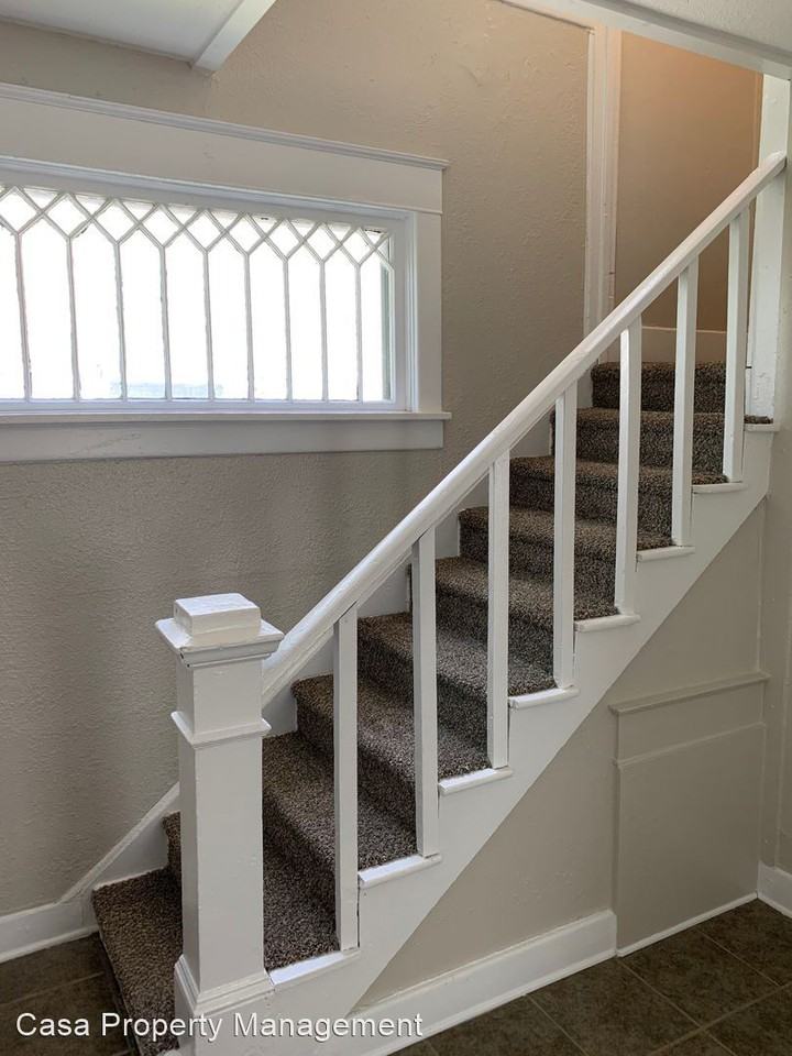 418 S 25th St - Photo 2 of 16